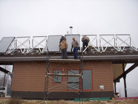 11-20-13-Installing-Solar-Heating-Panels6